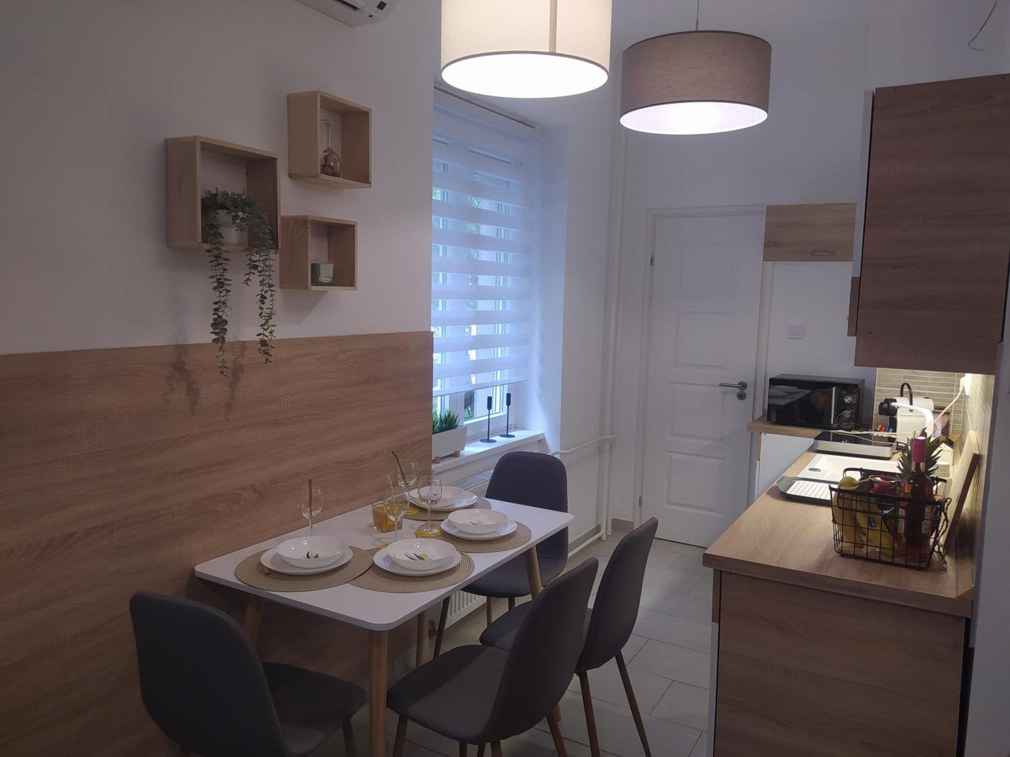 Lady Mabel'S Apartment Near To Arena, Puskas Stadion And City Park, With Guarded Parking Place Будапешт Екстер'єр фото