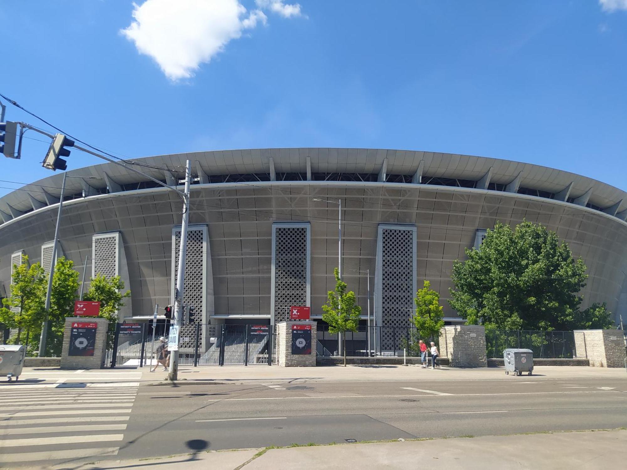 Lady Mabel'S Apartment Near To Arena, Puskas Stadion And City Park, With Guarded Parking Place Будапешт Екстер'єр фото