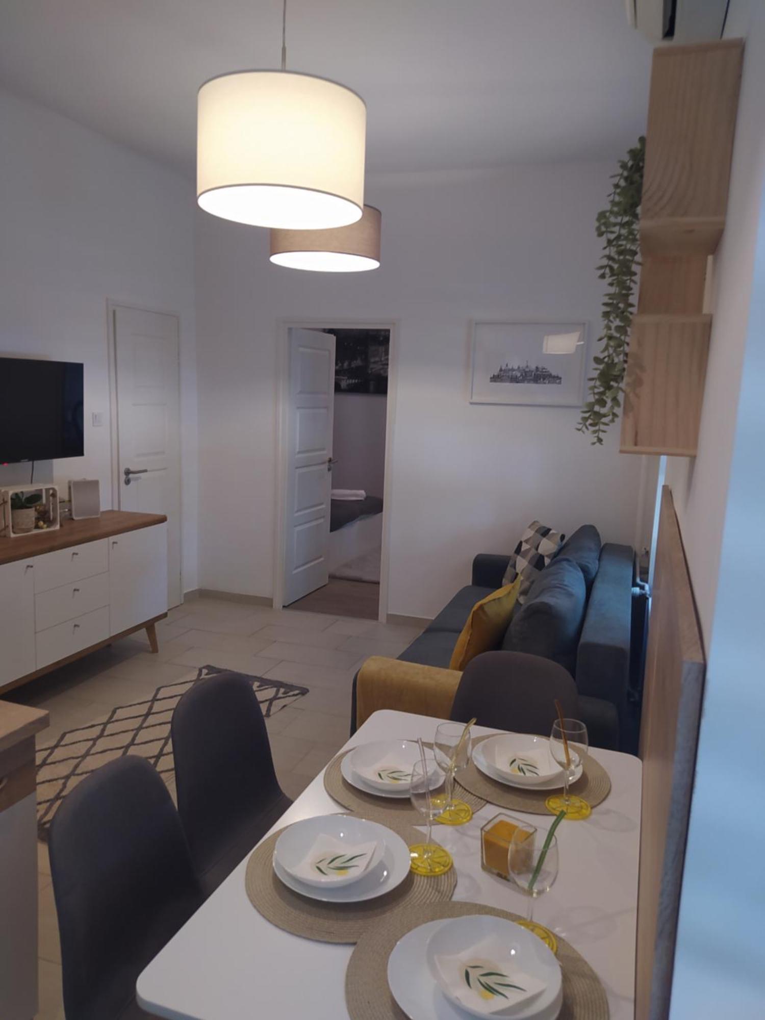 Lady Mabel'S Apartment Near To Arena, Puskas Stadion And City Park, With Guarded Parking Place Будапешт Екстер'єр фото